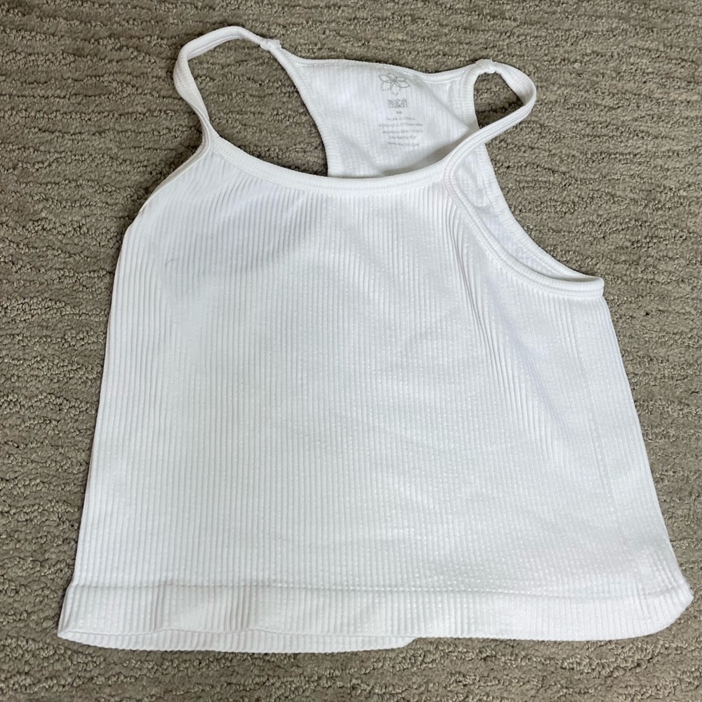 White tank
